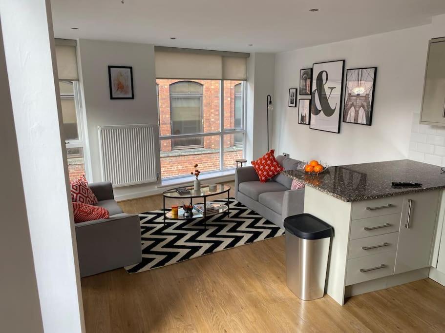 Central Leeds Townhouse With Private Roof Garden Sleeps 4 Kültér fotó