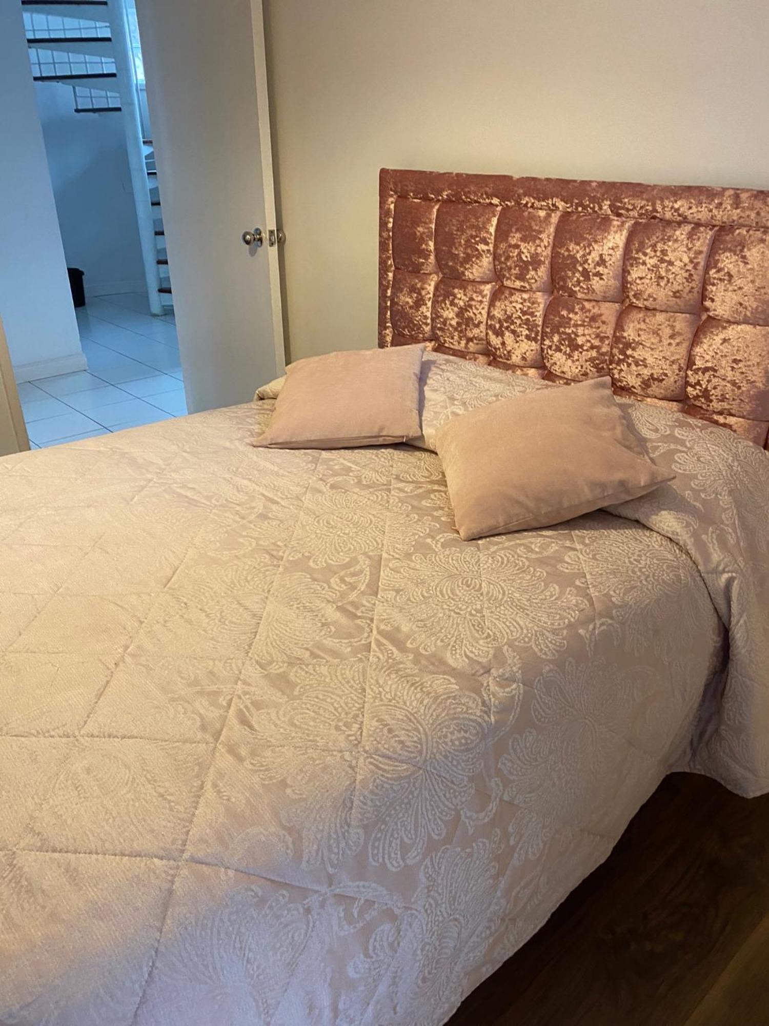 Central Leeds Townhouse With Private Roof Garden Sleeps 4 Kültér fotó